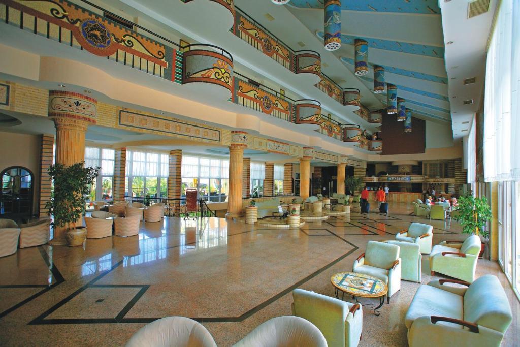 Nova Park Hotel Side Bagian luar foto