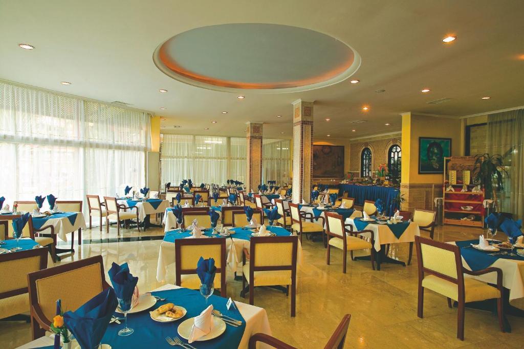 Nova Park Hotel Side Bagian luar foto