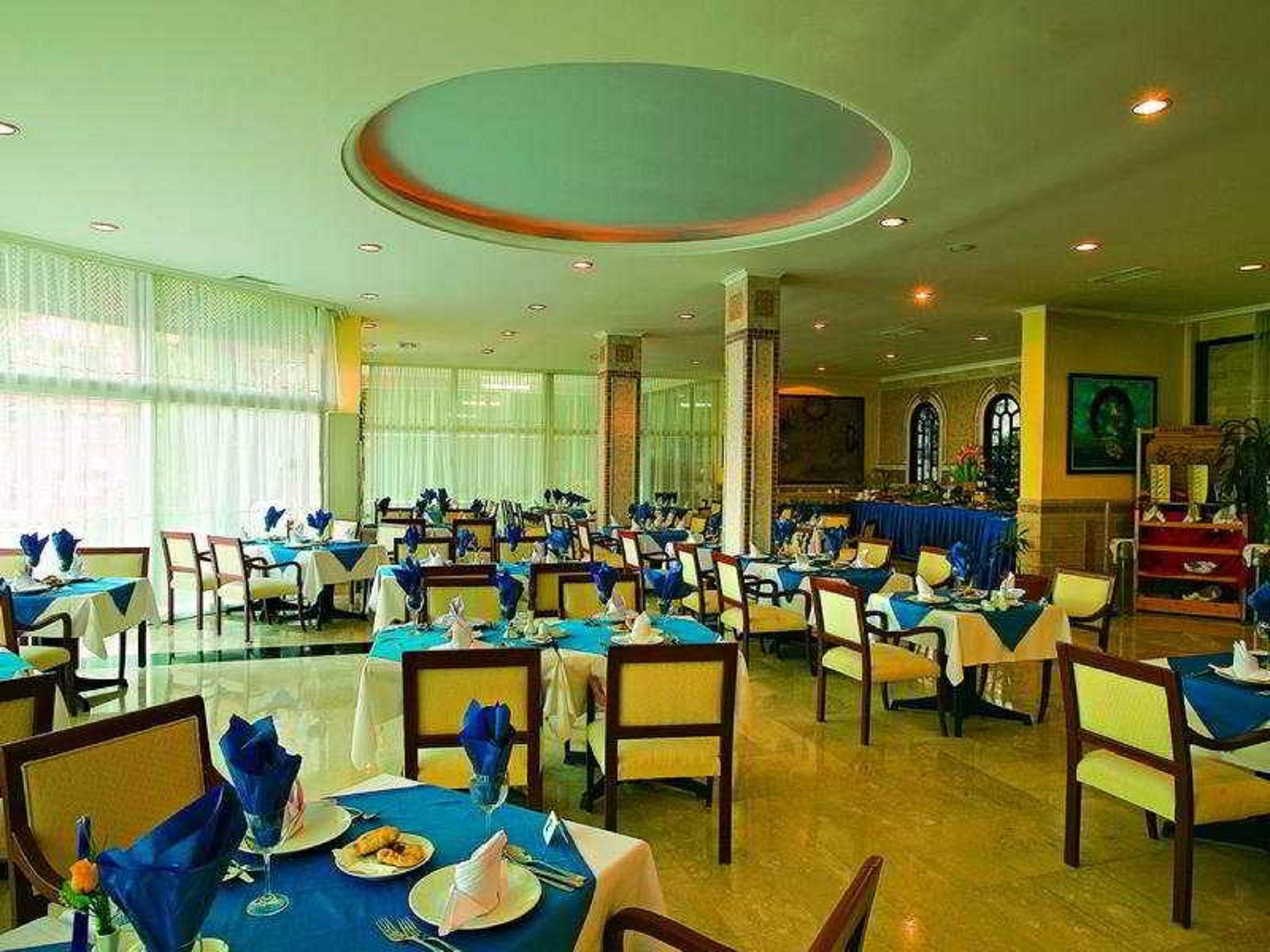 Nova Park Hotel Side Bagian luar foto