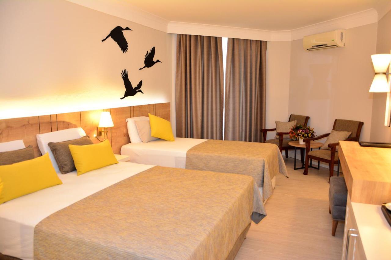 Nova Park Hotel Side Bagian luar foto