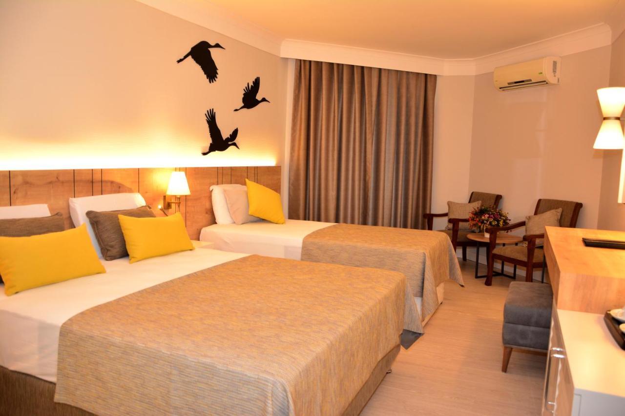 Nova Park Hotel Side Bagian luar foto